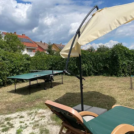 Greenpark Garden Family Near Tokaj Apartment