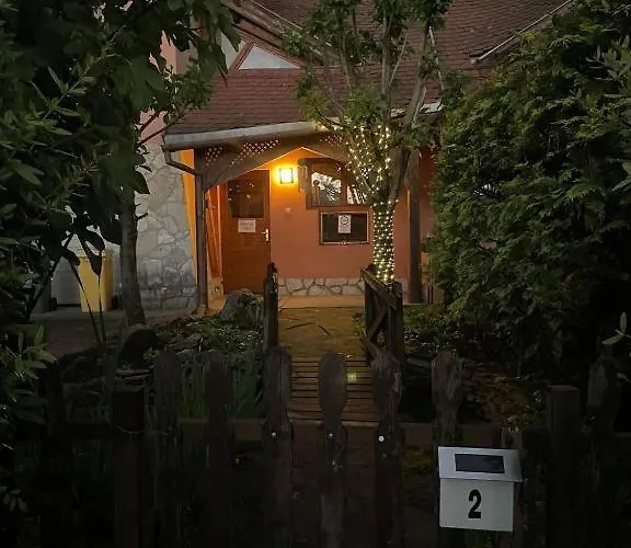 Greenpark Garden Family Near Tokaj Appartement *