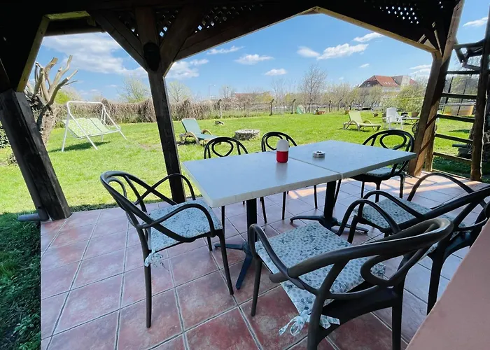 Appartement Greenpark Garden Family Near Tokaj *